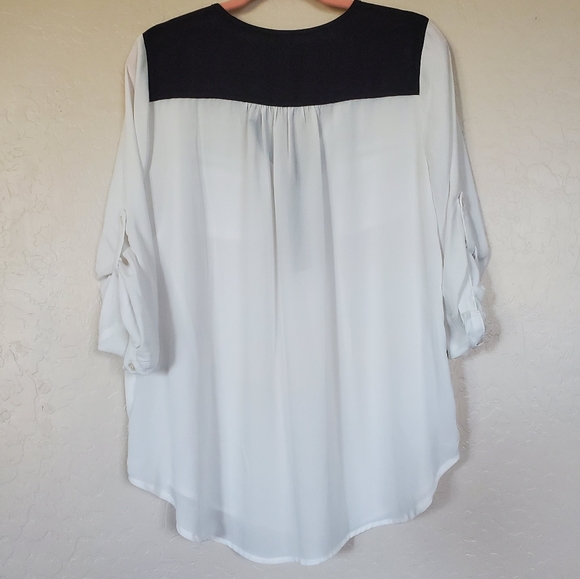 My Michelle White & Black Two-Toned Quarter-Sleeve Top Women's Size X-Large - Picture 3 of 7